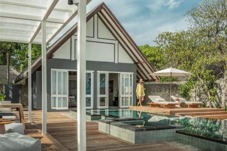 Premier Oceanfront Bungalow With Pool